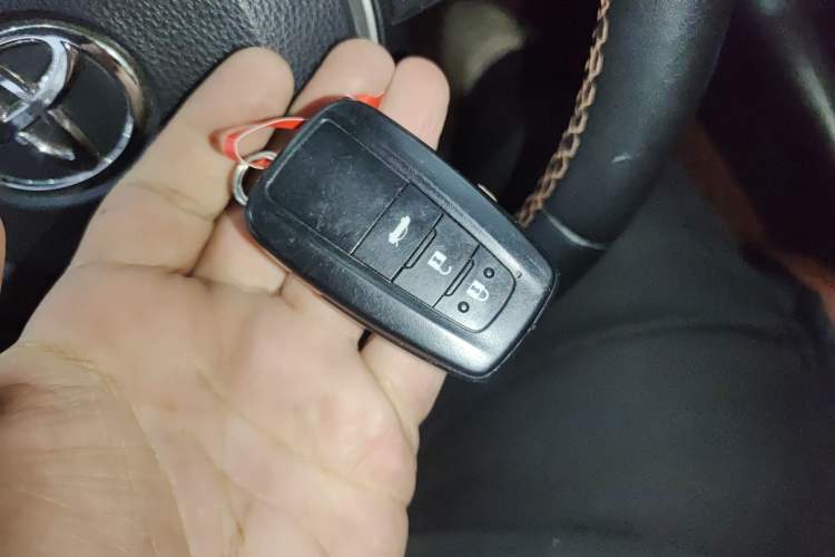 Used Toyota Corolla 2021 Dual-Motor 1.8L E-CVT Elite Edition Interior 1
