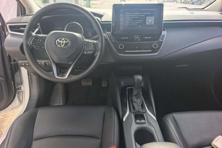 Used Toyota Corolla 2021 Dual-Motor 1.8L E-CVT Elite Edition Interior 1