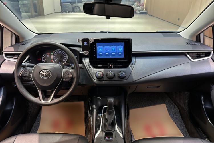 Used Toyota Corolla 2021 1.2T S-CVT Pioneer Edition Interior 11