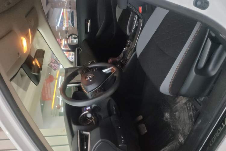 Used Toyota Corolla 2021 1.2T S-CVT Elite PLUS Edition Interior 2