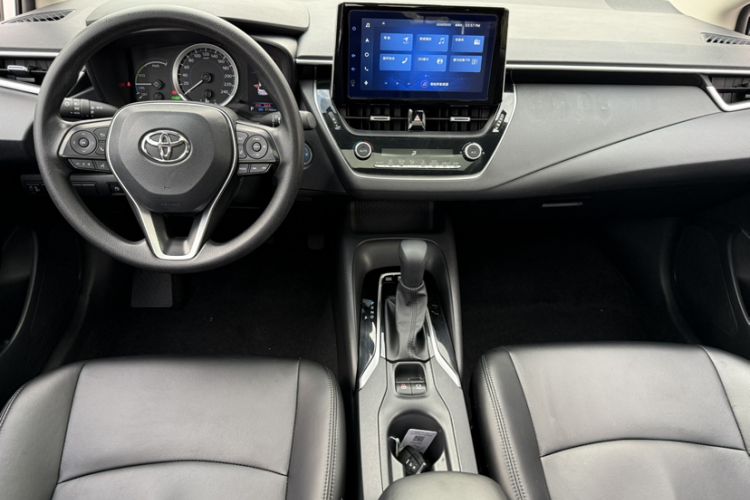 Used Toyota Corolla 2021 Dual-Motor 1.8L E-CVT Elite Edition Interior 2