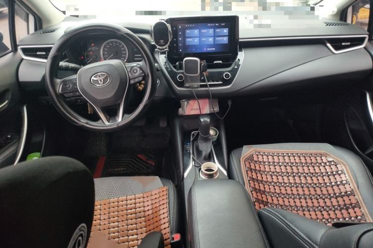 Used Toyota Corolla 2021 Dual-Motor 1.8L E-CVT Elite Edition Interior 2