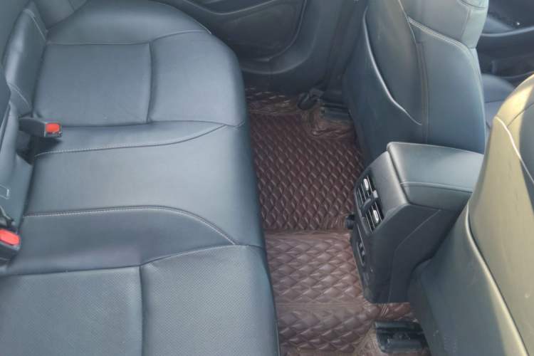 Used Toyota Corolla 2021 1.2T S-CVT Luxury Edition Interior 3