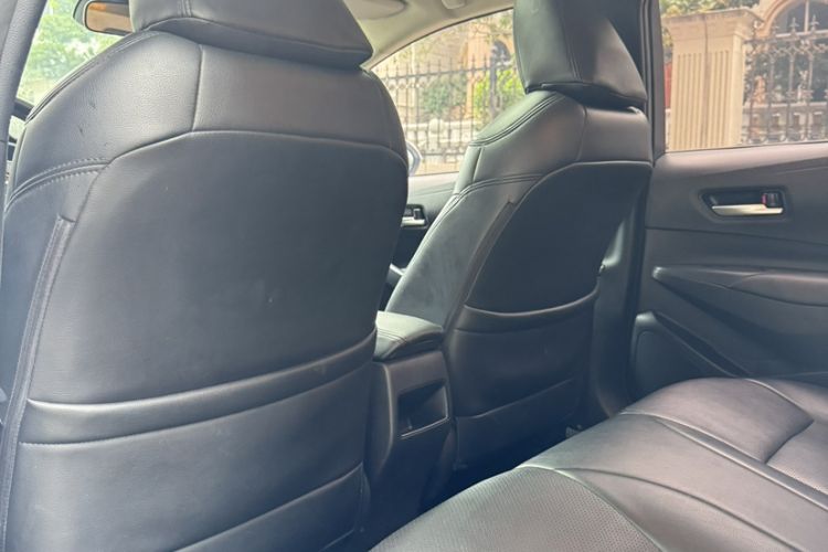 Used Toyota Corolla 2021 1.2T S-CVT Elite Edition Interior 3