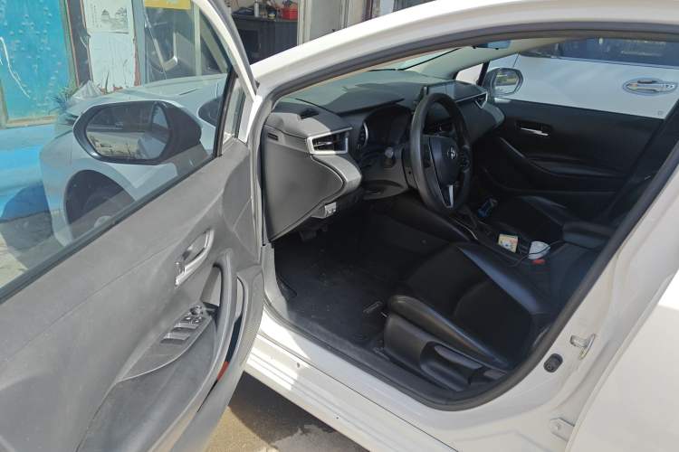 Used Toyota Corolla 2021 TNGA 1.5L CVT Pioneer Edition Interior 3