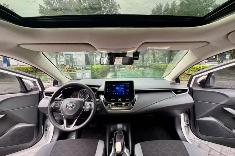 Used Toyota Corolla 2021 1.2T S-CVT Elite PLUS Edition Interior 4