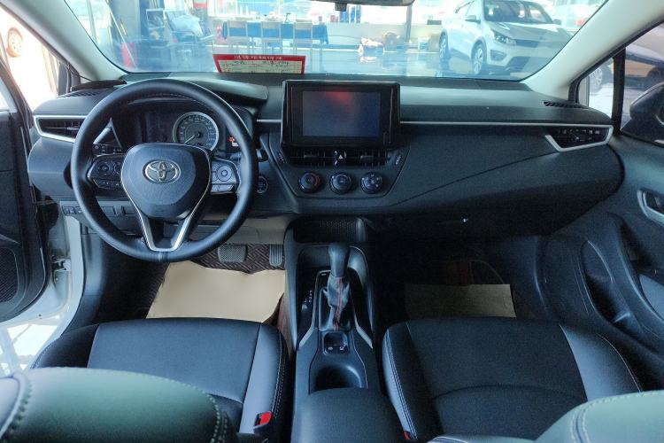 Used Toyota Corolla 2021 1.2T S-CVT Pioneer Edition Interior 4