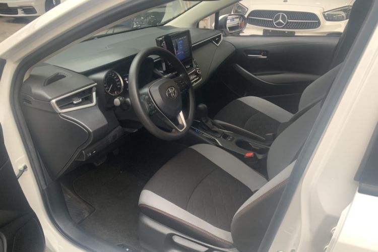 Used Toyota Corolla 2021 1.2T S-CVT Elite PLUS Edition Interior 4