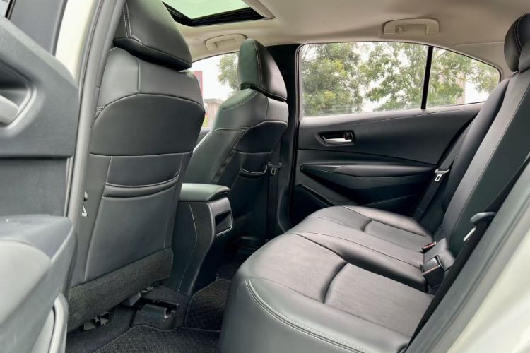 Used Toyota Corolla 2021 1.2T S-CVT Elite PLUS Edition Interior 4