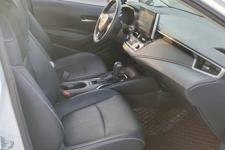 Used Toyota Corolla 2021 1.2T S-CVT Luxury Edition Interior 5