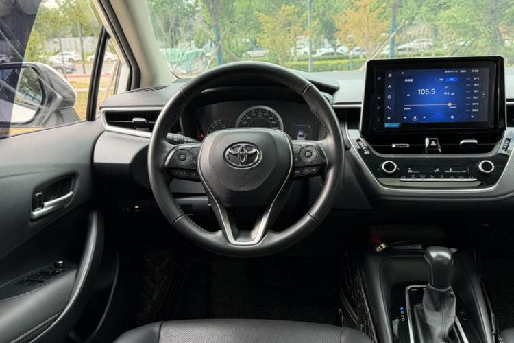 Used Toyota Corolla 2021 1.2T S-CVT Luxury Edition Interior 6