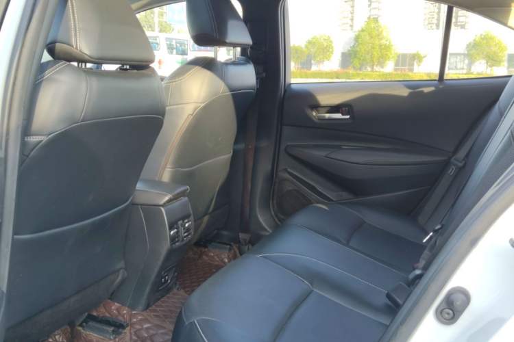 Used Toyota Corolla 2021 1.2T S-CVT Luxury Edition Interior 8