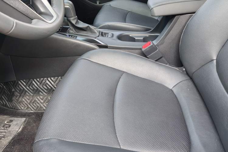 Used Toyota Corolla 2021 1.2T S-CVT Flagship Edition Interior 8