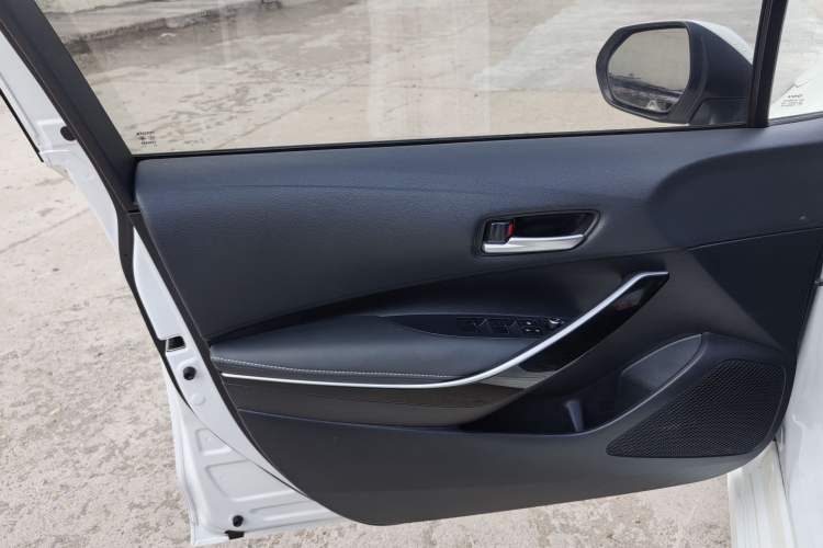 Used Toyota Corolla 2021 1.2T S-CVT Flagship Edition Interior 9