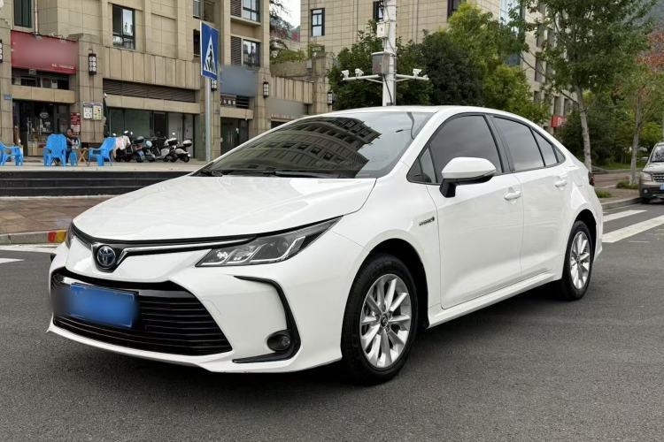 Ojetý Toyota Corolla 2021 Dual-Motor 1.8L E-CVT Elite Edition Guazi used car, China used car export, Used car for sale, Used cars, Cheapest cars for sale
