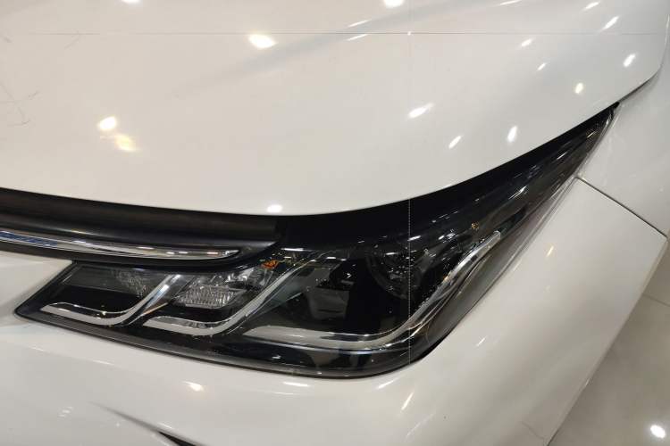 Used Toyota Corolla 2021 Dual-Motor 1.8L E-CVT Elite Edition Left Front Headlight