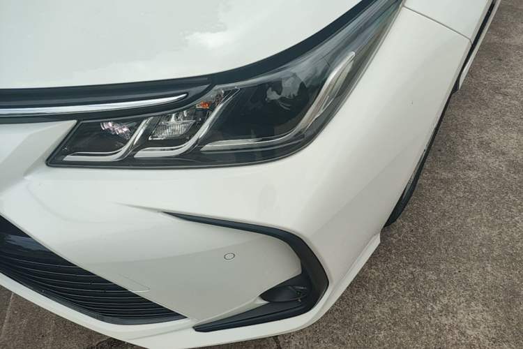 Used Toyota Corolla 2021 Dual-Motor 1.8L E-CVT Elite Edition Left Front Headlight
