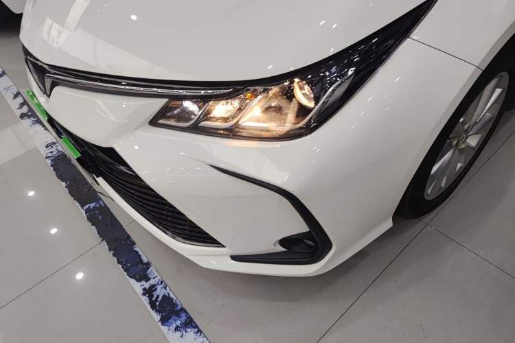 Used Toyota Corolla 2021 Dual-Motor 1.8L E-CVT Elite Edition Left Front Headlight