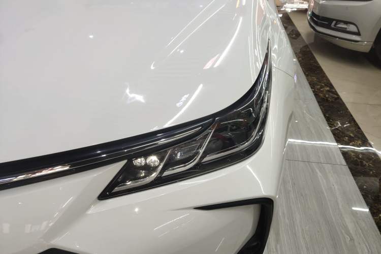 Used Toyota Corolla 2021 Dual-Motor 1.8L E-CVT Elite Edition Left Front Headlight