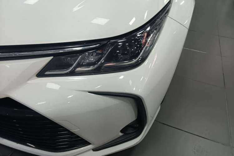 Used Toyota Corolla 2021 Dual-Motor 1.8L E-CVT Elite Edition Left Front Headlight
