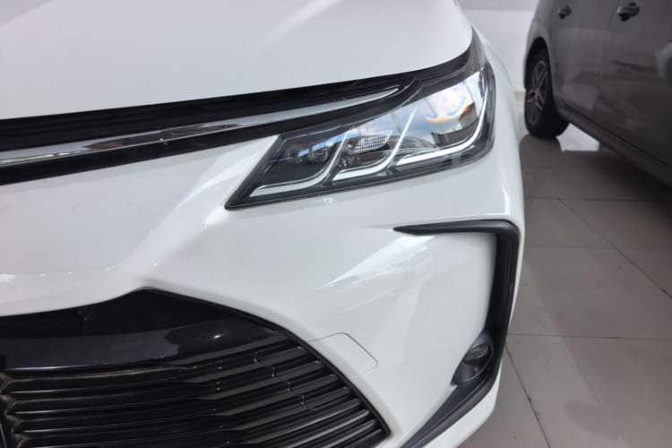 Used Toyota Corolla 2021 Dual-Motor 1.8L E-CVT Elite Edition Left Front Headlight
