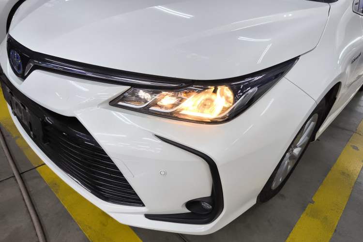 Used Toyota Corolla 2021 Dual-Motor 1.8L E-CVT Elite Edition Left Front Headlight
