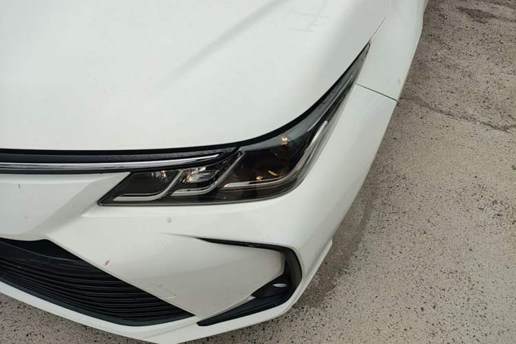 Used Toyota Corolla 2021 Dual-Motor 1.8L E-CVT Elite Edition Left Front Headlight