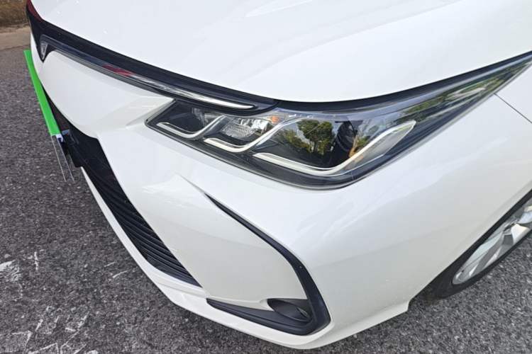 Used Toyota Corolla 2021 Dual-Motor 1.8L E-CVT Elite Edition Left Front Headlight