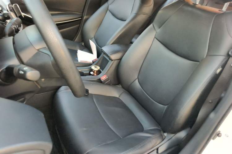 Used Toyota Corolla 2021 Dual-Motor 1.8L E-CVT Elite Edition Left Front Seat