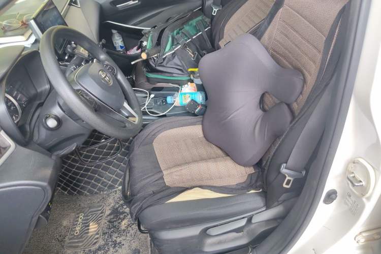 Used Toyota Corolla 2021 Dual-Motor 1.8L E-CVT Elite Edition Left Front Seat