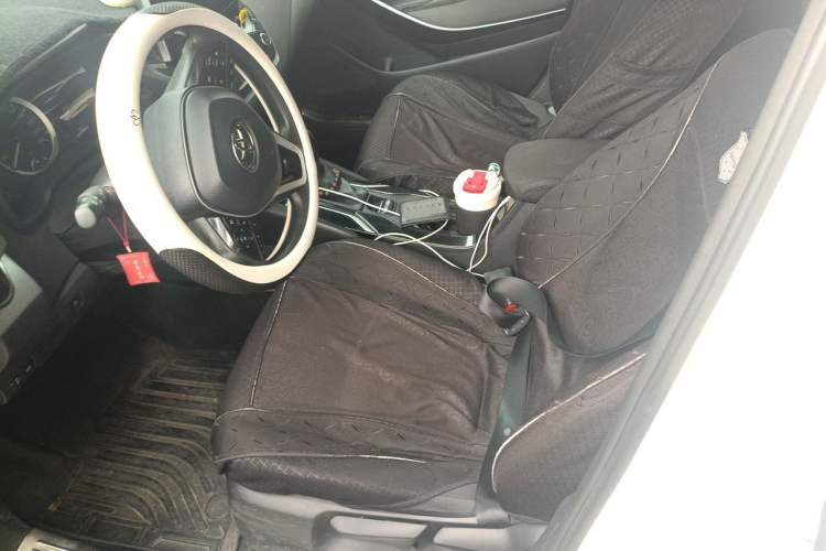 Used Toyota Corolla 2021 Dual-Motor 1.8L E-CVT Elite Edition Left Front Seat