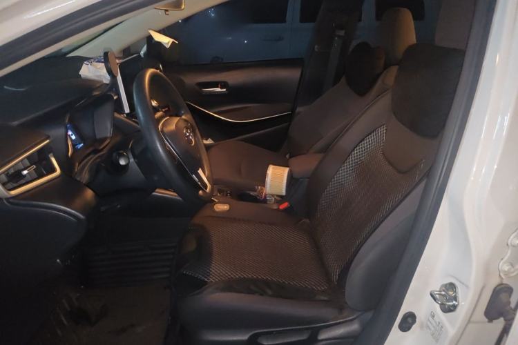 Used Toyota Corolla 2021 Dual-Motor 1.8L E-CVT Elite Edition Left Front Seat