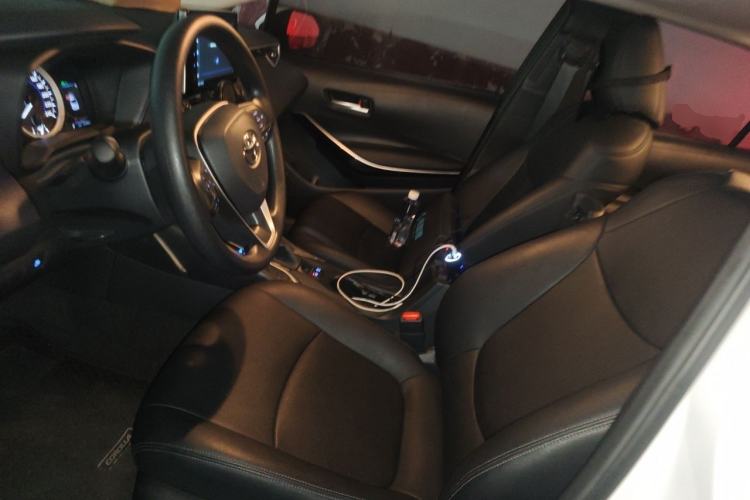 Used Toyota Corolla 2021 Dual-Motor 1.8L E-CVT Elite Edition Left Front Seat
