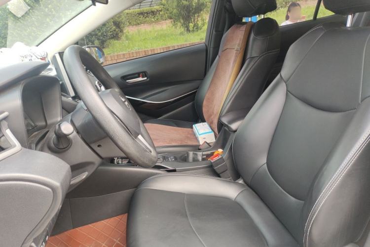 Used Toyota Corolla 2021 Dual-Motor 1.8L E-CVT Elite Edition Left Front Seat