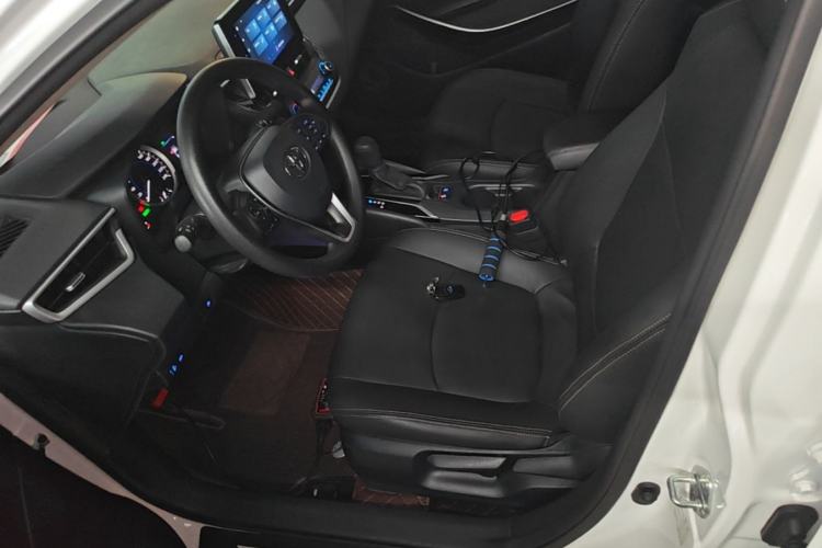 Used Toyota Corolla 2021 Dual-Motor 1.8L E-CVT Elite Edition Left Front Seat