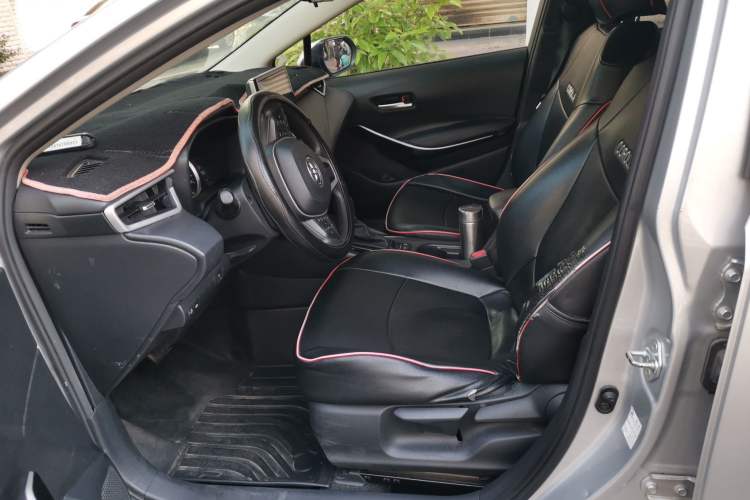 Used Toyota Corolla 2021 Dual-Motor 1.8L E-CVT Elite Edition Left Front Seat