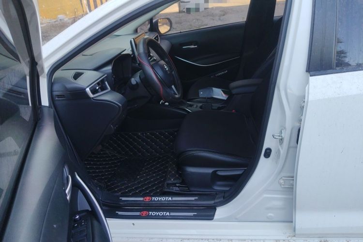Used Toyota Corolla 2021 Dual-Motor 1.8L E-CVT Elite Edition Left Front Seat