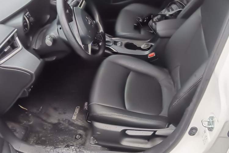 Used Toyota Corolla 2021 TNGA 1.5L CVT Elite Edition Left Front Seat