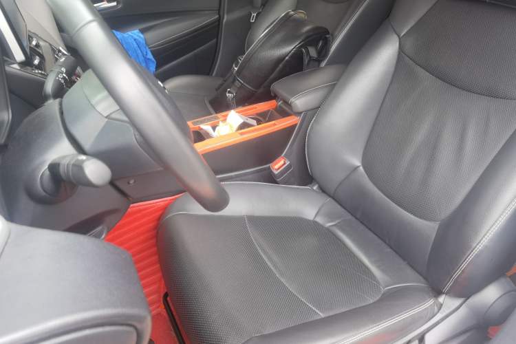 Used Toyota Corolla 2021 1.2T S-CVT Luxury Edition Left Front Seat