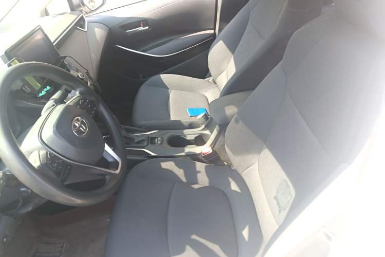 Used Toyota Corolla 2021 Dual-Engine 1.8L E-CVT Pioneer Edition Left Front Seat