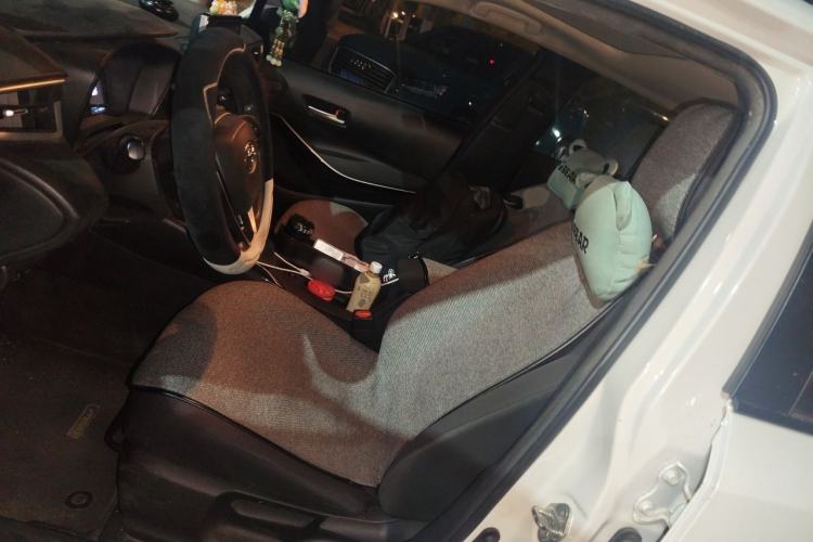 Used Toyota Corolla 2021 Dual-Motor 1.8L E-CVT Elite Edition Left Front Seat