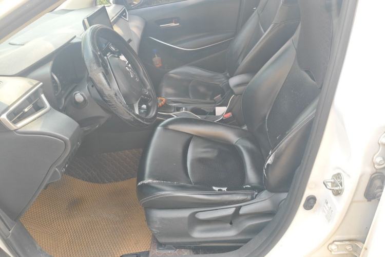 Used Toyota Corolla 2021 Dual-Motor 1.8L E-CVT Elite Edition Left Front Seat