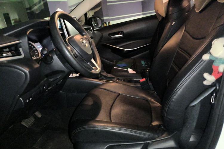 Used Toyota Corolla 2021 Dual-Motor 1.8L E-CVT Elite Edition Left Front Seat