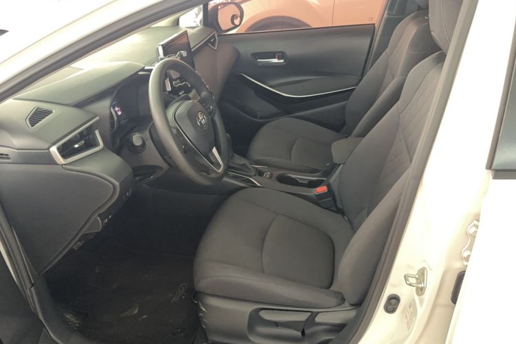 Used Toyota Corolla 2021 Dual-Motor 1.8L E-CVT Elite Edition Left Front Seat