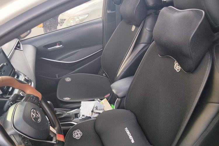 Used Toyota Corolla 2021 Dual-Motor 1.8L E-CVT Elite Edition Left Front Seat