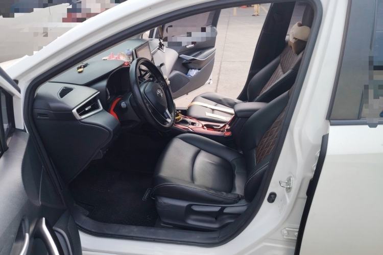 Used Toyota Corolla 2021 Dual-Motor 1.8L E-CVT Elite Edition Left Front Seat
