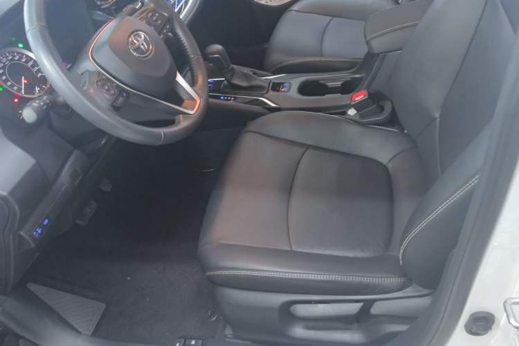Used Toyota Corolla 2021 1.2T S-CVT Luxury Edition Left Front Seat