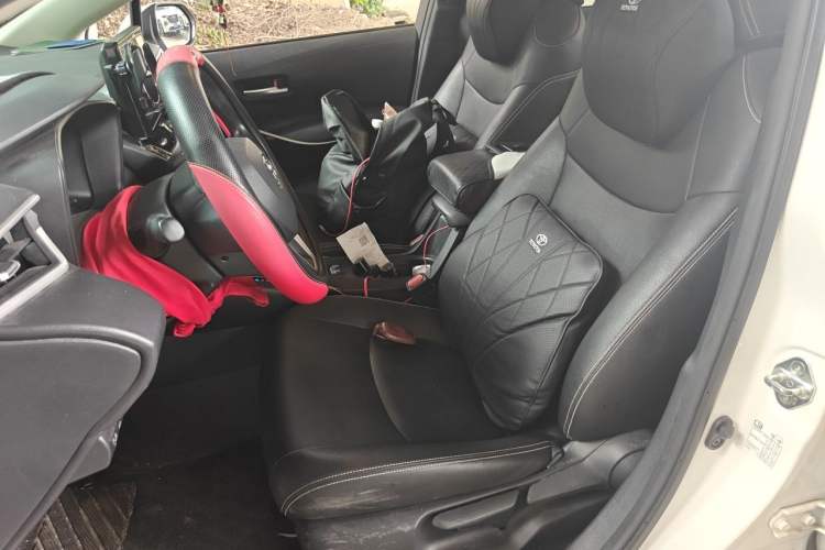 Used Toyota Corolla 2021 Dual-Motor 1.8L E-CVT Elite Edition Left Front Seat