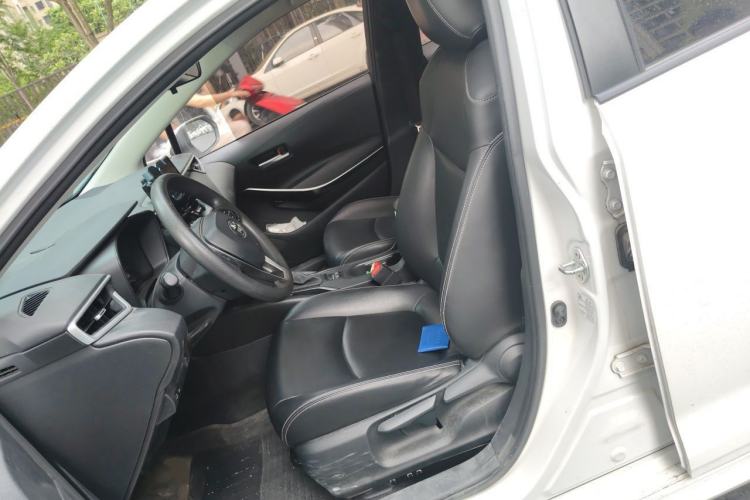Used Toyota Corolla 2021 Dual-Motor 1.8L E-CVT Elite Edition Left Front Seat