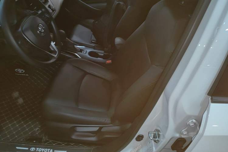 Used Toyota Corolla 2021 1.2T S-CVT Pioneer PLUS Edition Left Front Seat